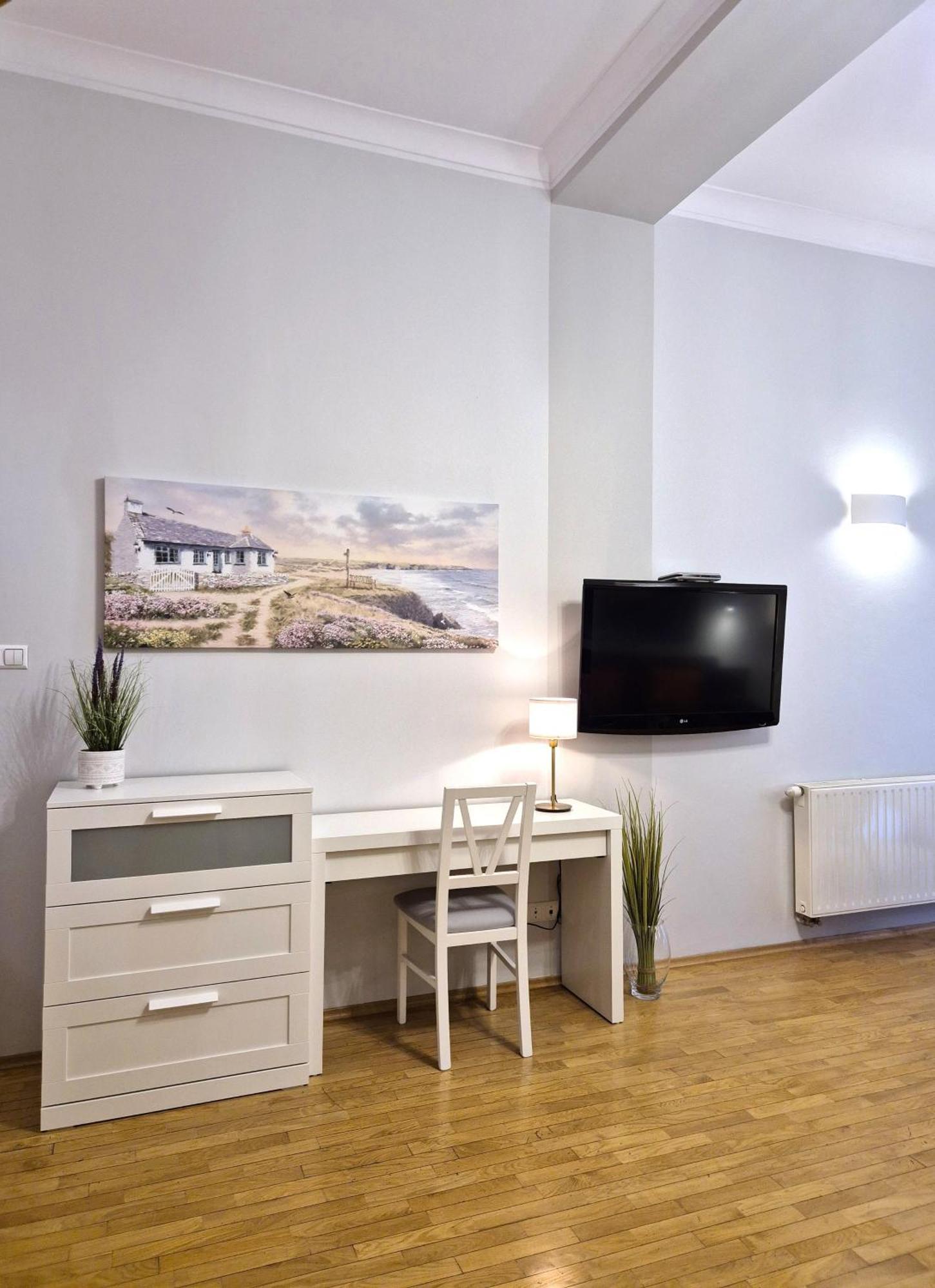 Ariadna - Pantheon Apartments Krasków Εξωτερικό φωτογραφία
